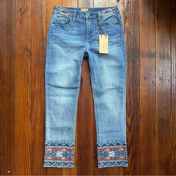DRIFTWOOD Denim - NWT Driftwood Colette Aztec embroidered cuff & waist jeans 27